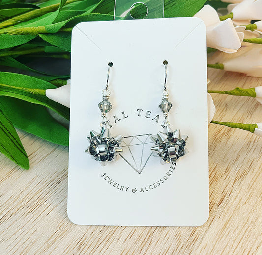 Silver bow earrings